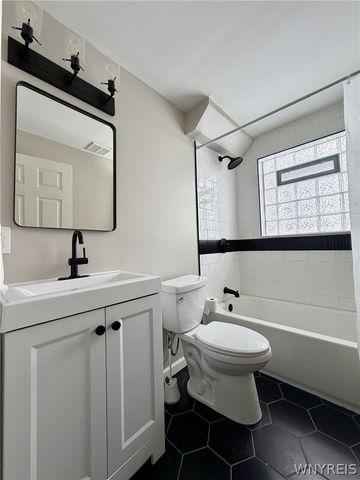 393 Beach Road, Cheektowaga, NY 14225