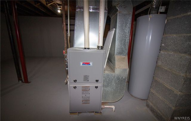 393 Beach Road, Cheektowaga, NY 14225