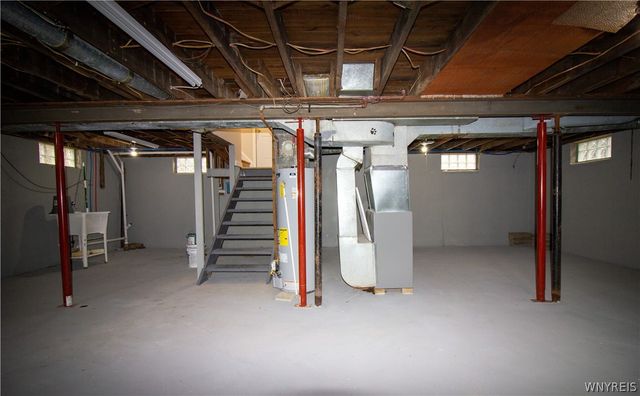 393 Beach Road, Cheektowaga, NY 14225