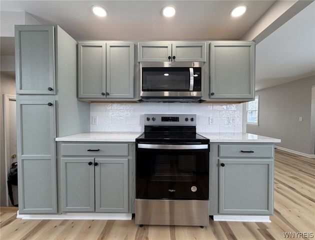 393 Beach Road, Cheektowaga, NY 14225