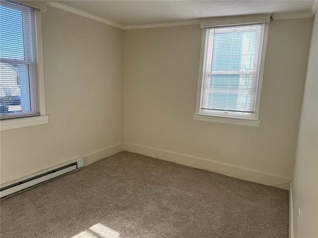 33 Saint Elizabeth Street 2, Bristol, RI 02809