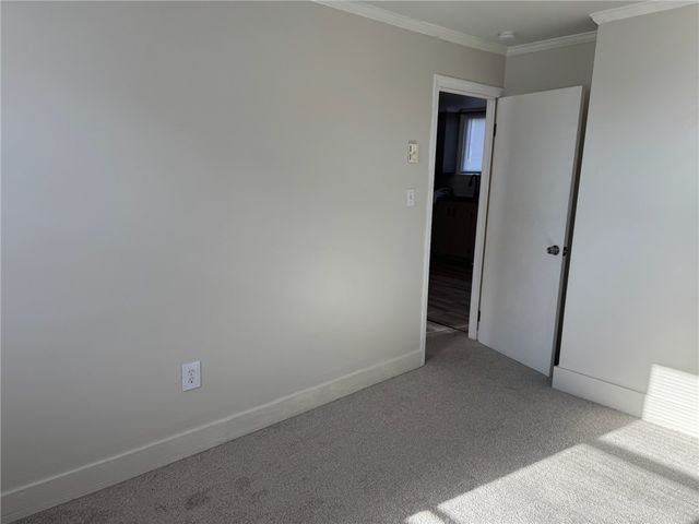 33 Saint Elizabeth Street 2, Bristol, RI 02809