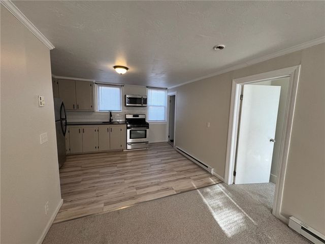 33 Saint Elizabeth Street 2, Bristol, RI 02809