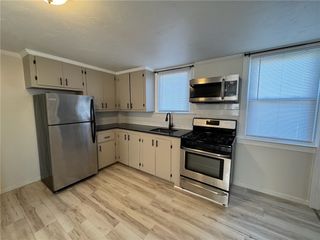 33 Saint Elizabeth Street 2, Bristol, RI 02809