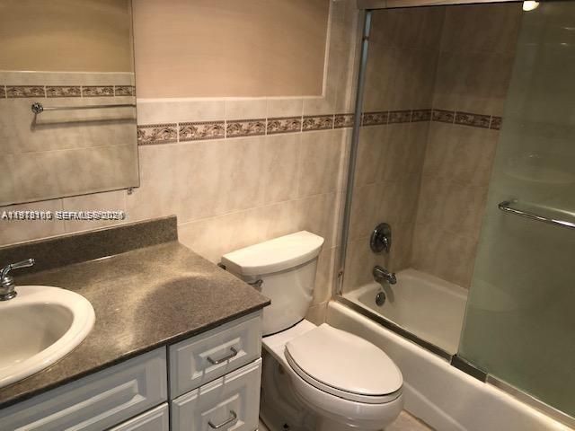 2780 NE 183rd St 506, Aventura, FL 33160