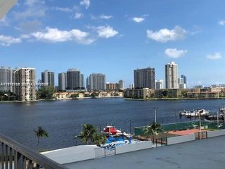 2780 NE 183rd St 506, Aventura, FL 33160