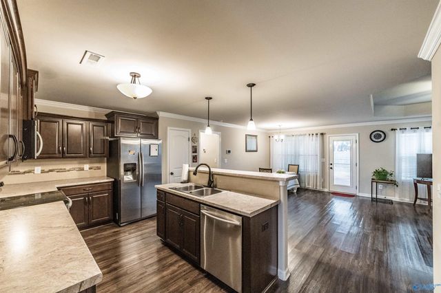 100 Beaver Brook Place, Toney, AL 35773