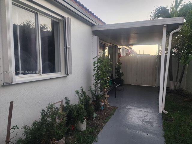 14291 SW 171st Ter, Miami, FL 33177