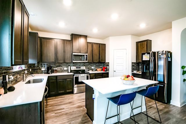 7616 Groundhog WAY, Austin, TX 78744