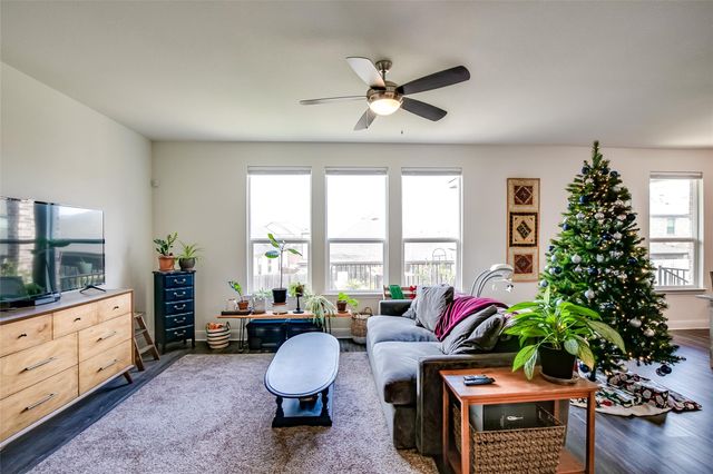 7616 Groundhog WAY, Austin, TX 78744