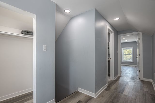 320 S Whipple Street, Chicago, IL 60612
