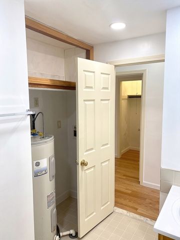 74 Tyler St C, Boston, MA 02111