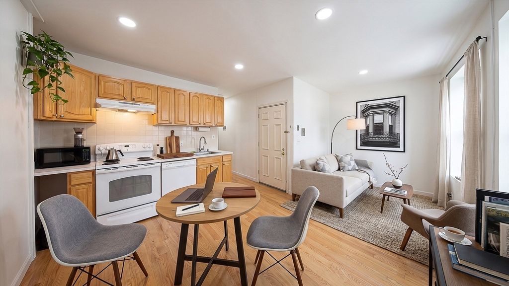 74 Tyler St C, Boston, MA 02111