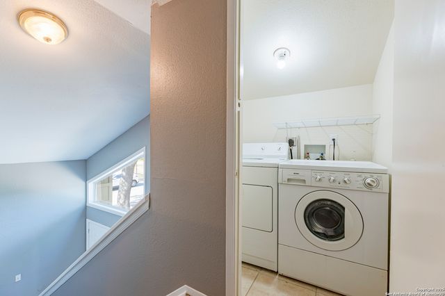 100 Lorenz Rd Apt 101, San Antonio, TX 78209