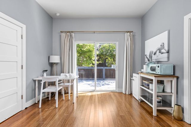 7611 Providence Ave A, Austin, TX 78752