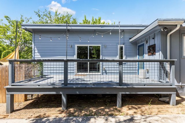 7611 Providence Ave A, Austin, TX 78752