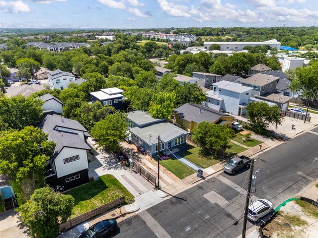 7611 Providence Ave A, Austin, TX 78752