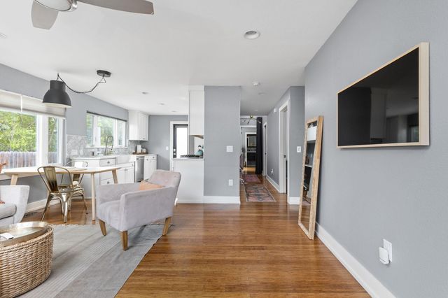 7611 Providence Ave A, Austin, TX 78752