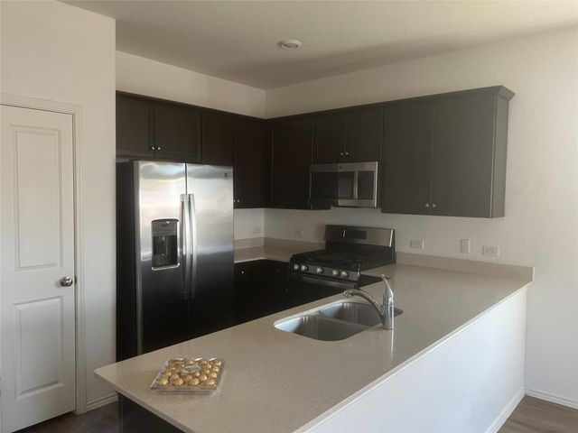 136 Akela WAY, Georgetown, TX 78626