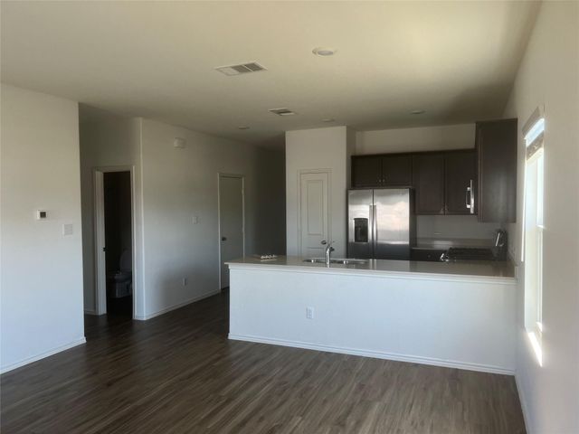 136 Akela WAY, Georgetown, TX 78626