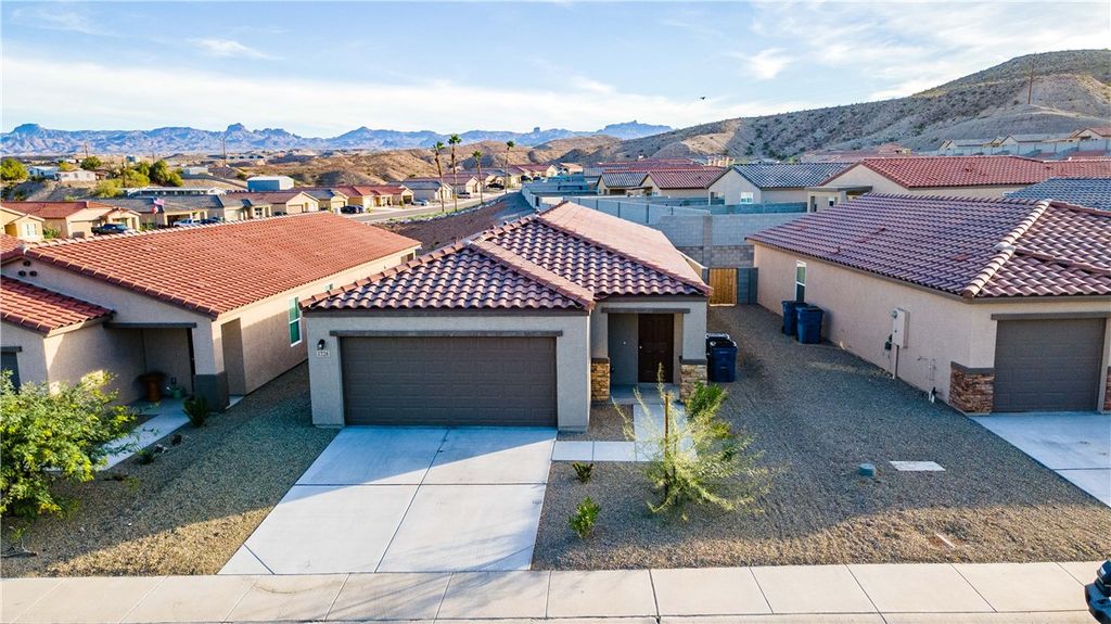 1728 Del Parado, Bullhead City, AZ 86442