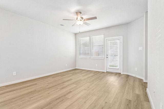 1928 Velvet Oak Lane, Conroe, TX 77304