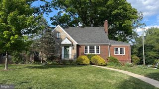 10301 CRESTMOOR DR, Silver Spring, MD 20901