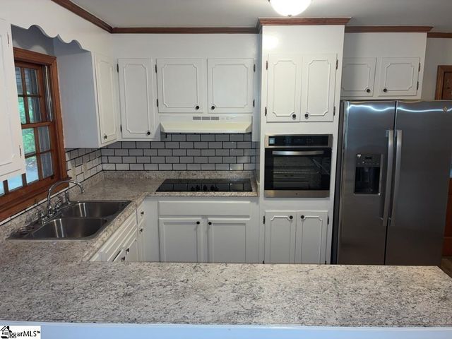 103 Lanewood Drive, Greenville, SC 29607