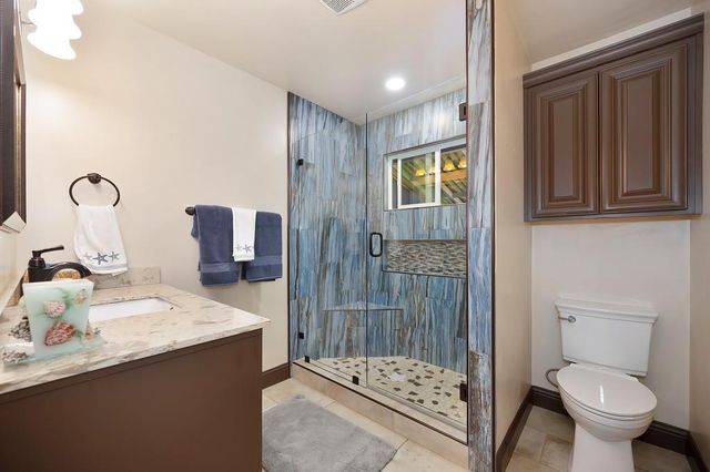 6240 Mackinaw St, Pollock Pines, CA 95726