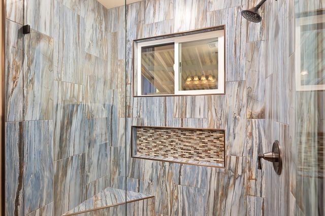 6240 Mackinaw St, Pollock Pines, CA 95726