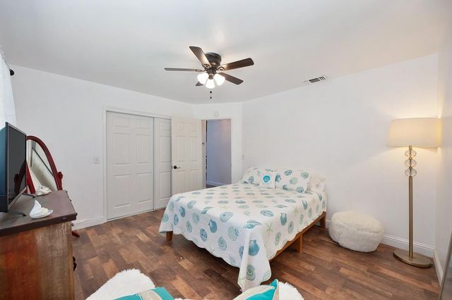 6240 Mackinaw St, Pollock Pines, CA 95726