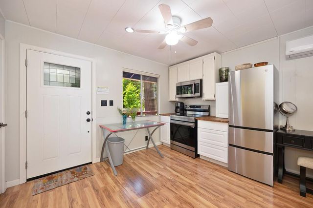 6240 Mackinaw St, Pollock Pines, CA 95726