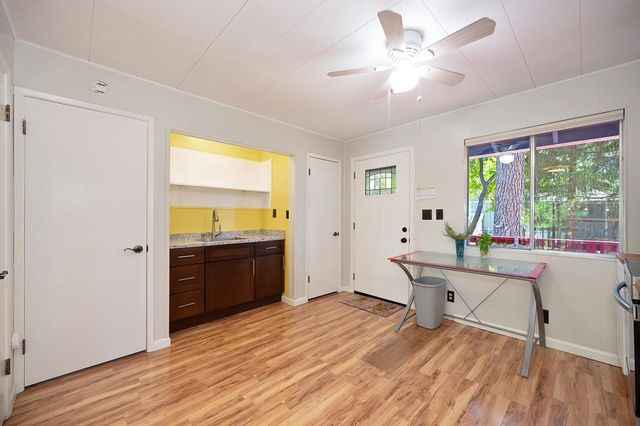 6240 Mackinaw St, Pollock Pines, CA 95726