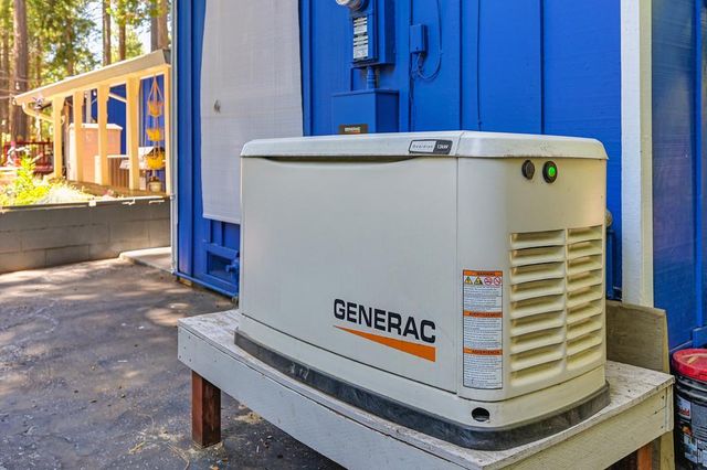 6240 Mackinaw St, Pollock Pines, CA 95726