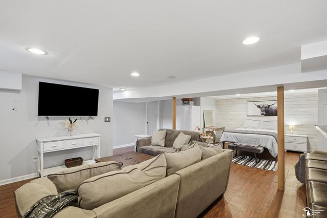 20216 Gaukler Street, St Clair Shores, MI 48080