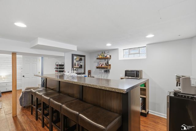 20216 Gaukler Street, St Clair Shores, MI 48080