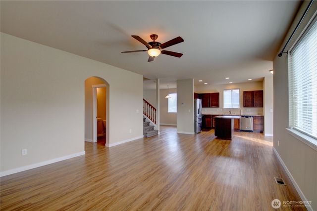 1709 Hillcrest Loop, Mount Vernon, WA 98274