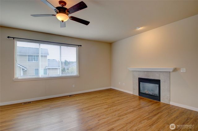 1709 Hillcrest Loop, Mount Vernon, WA 98274