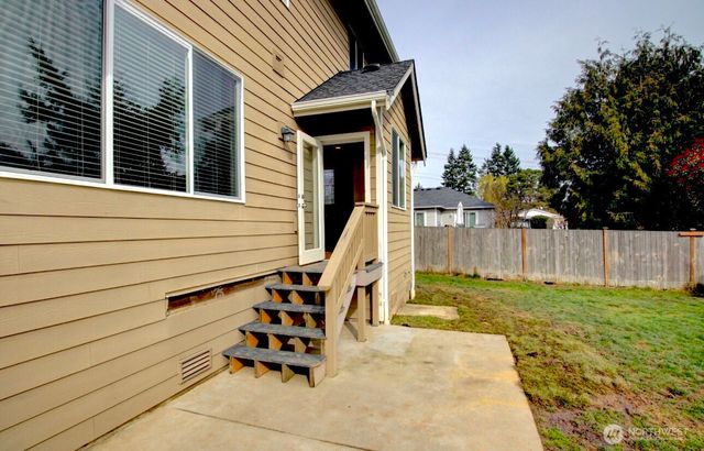 1709 Hillcrest Loop, Mount Vernon, WA 98274