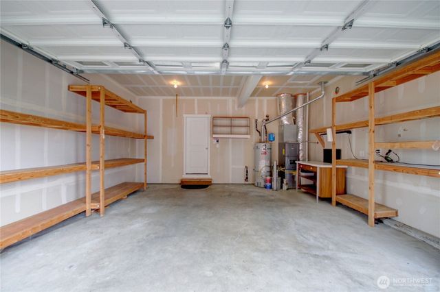 1709 Hillcrest Loop, Mount Vernon, WA 98274