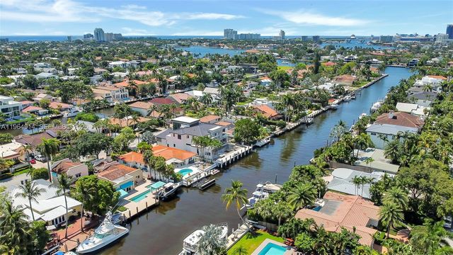 325 Bontona Ave, Fort Lauderdale, FL 33301