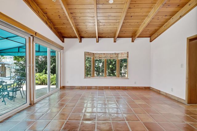 325 Bontona Ave, Fort Lauderdale, FL 33301