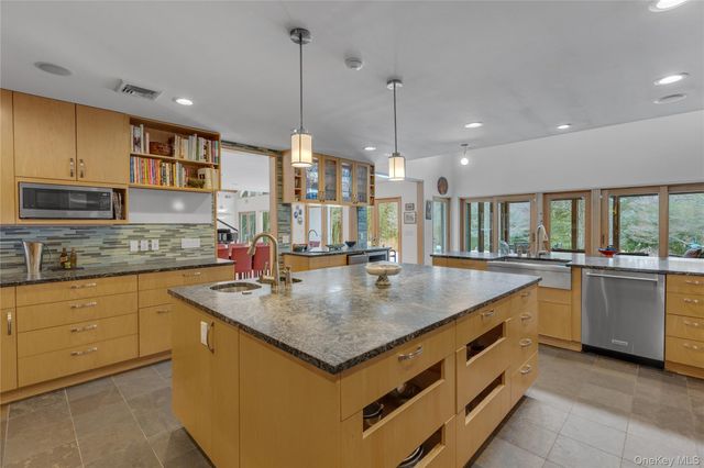 46 Locust Lane, Northport, NY 11768