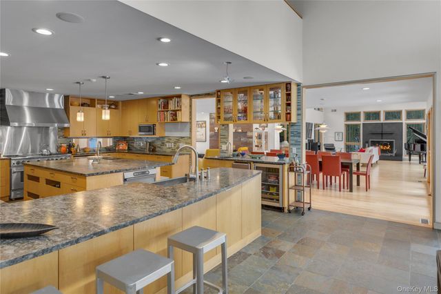 46 Locust Lane, Northport, NY 11768