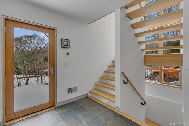 46 Locust Lane, Northport, NY 11768