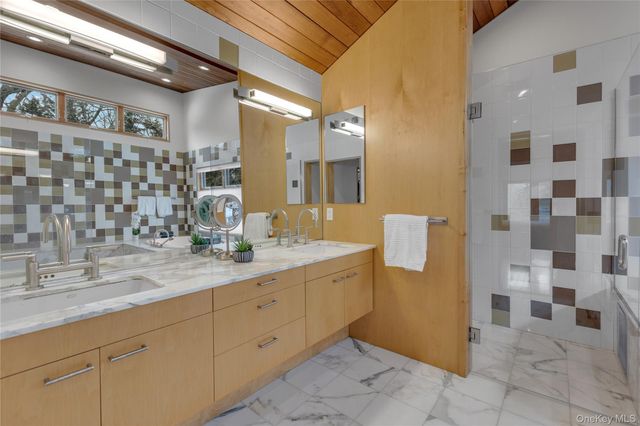 46 Locust Lane, Northport, NY 11768