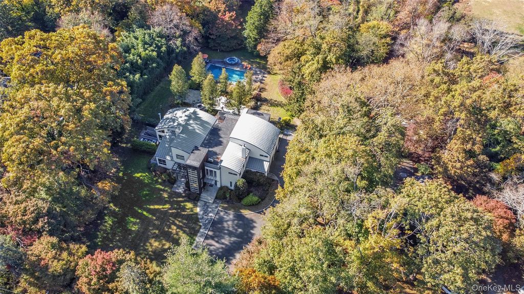 46 Locust Lane, Northport, NY 11768