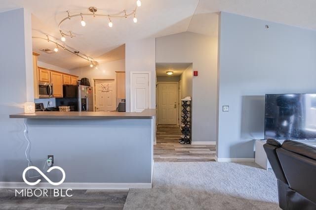 6239 Amber Creek Lane 312, Indianapolis, IN 46237