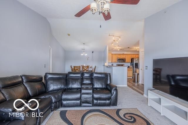 6239 Amber Creek Lane 312, Indianapolis, IN 46237