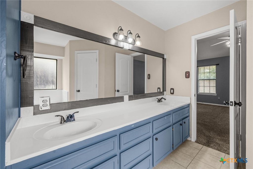 Image 15 of property listing at 4304 Teal Drive, Killeen, TX 76542